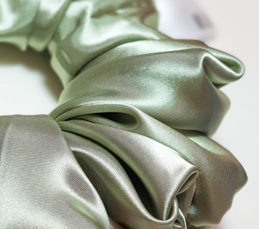 satin hair scrunchies,wome hair accessories,curly hair accessories,hair scrunchies,اكسسوارات شعر عرايس