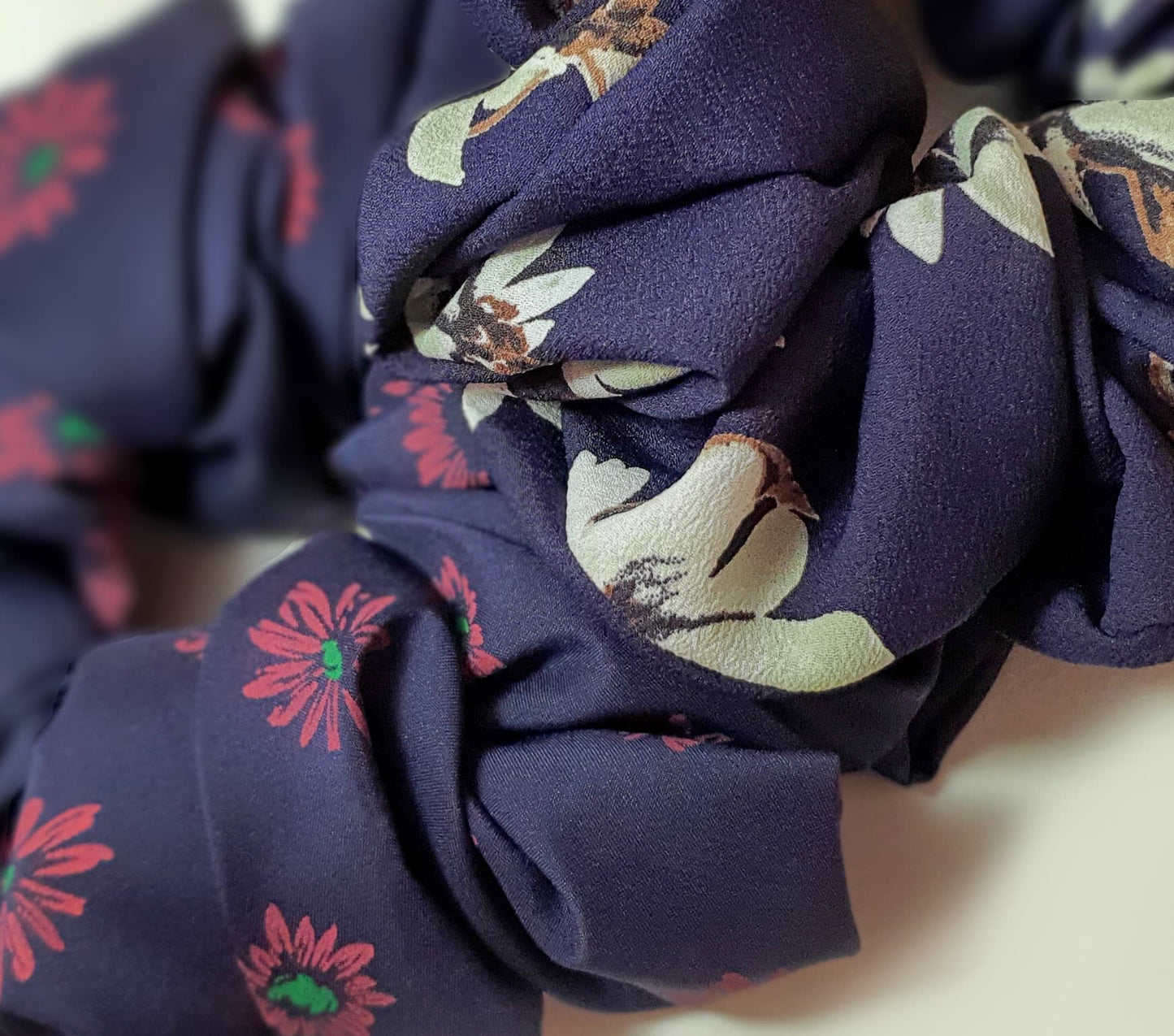 AMAZING HQ crepe hair scrunchies Navy Rose ( set of 2 ) by soft&elegant