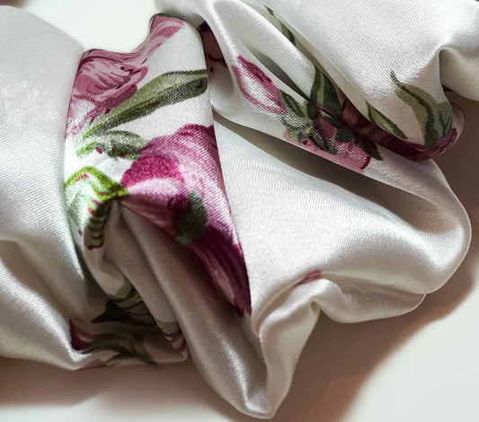 silk hair scrunchies,curly hair accessories ,اكسسوارات شعر نسائية و اكسسوارات شعر