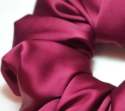 satin scrunchies,beauty,satin hair scrunchies,women hair accessories,women hair care,curly hair care