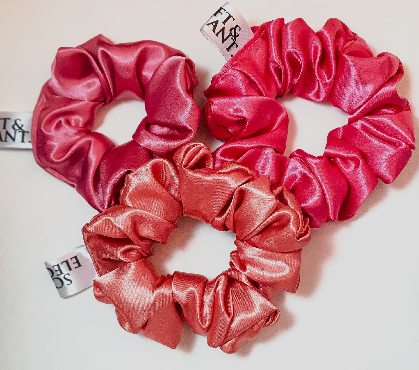 BEST HQ Satin scrunchies (set of 3) Blush Pink - BY soft&elegant women hair accessories