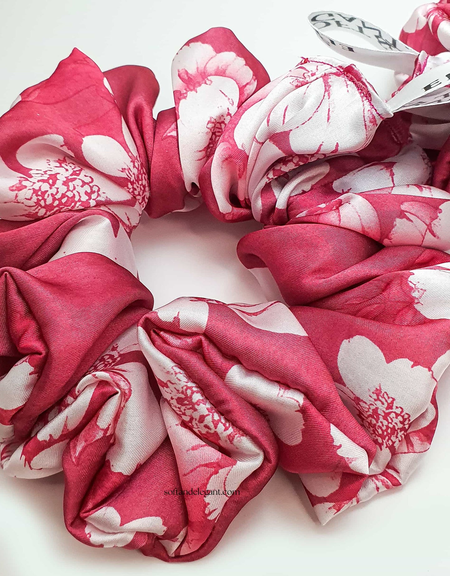 Premium Quality Silk hair Scrunchies ,silk hair accessories for women,silk hair scrunchies,اكسسوارات شعر ,اكسسوارات شعر حرير