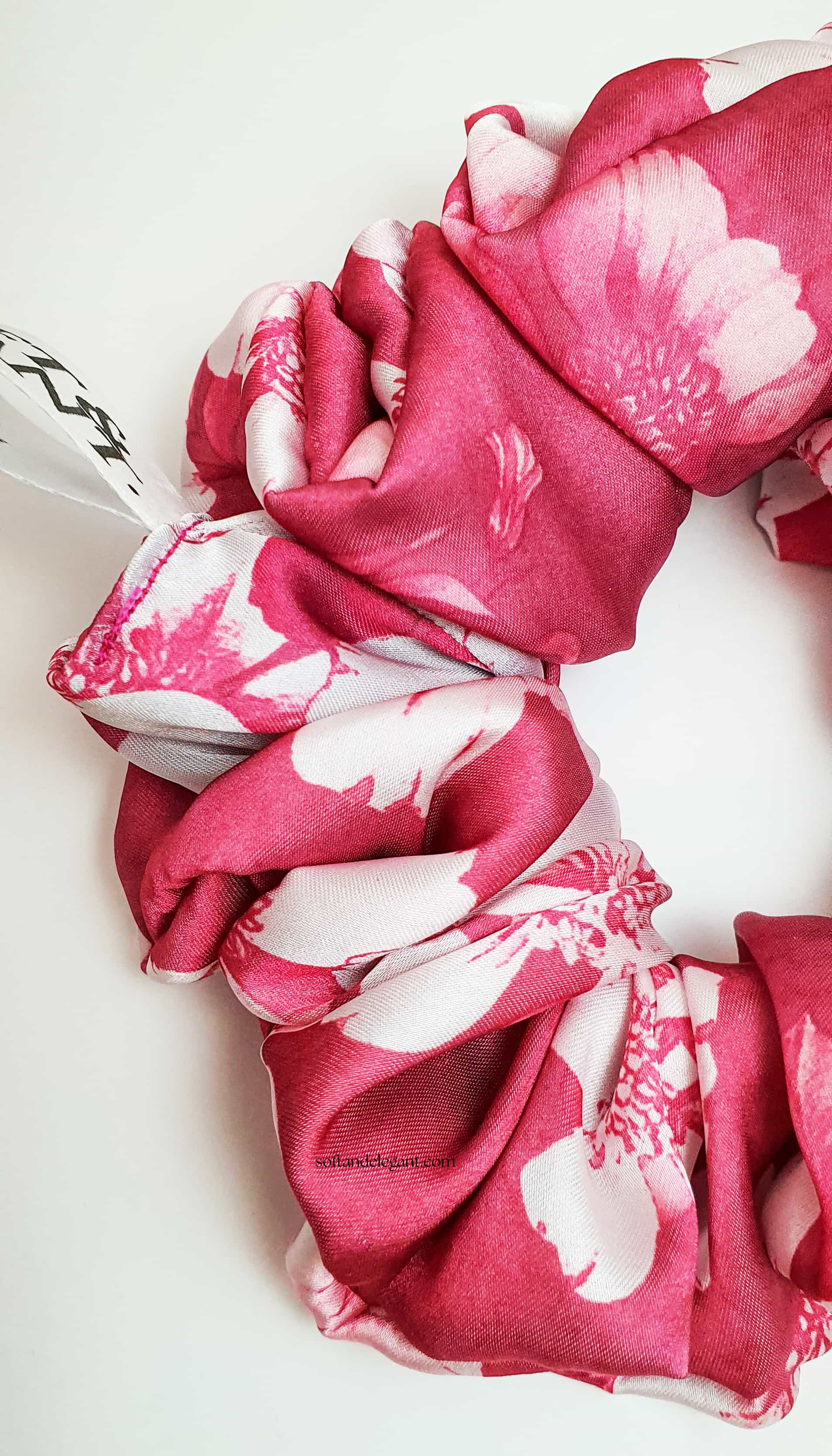 Premium Quality Silk hair Scrunchies ,silk hair accessories for women,silk hair scrunchies,اكسسوارات شعر للمناسبات